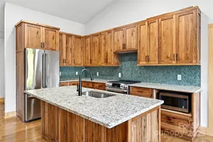 575 Croft Way, Bakersville, NC 28705 - Photo 7