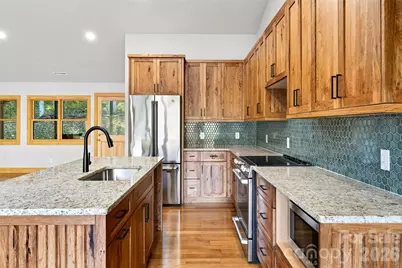 575 Croft Way, Bakersville, NC 28705 - Photo 9