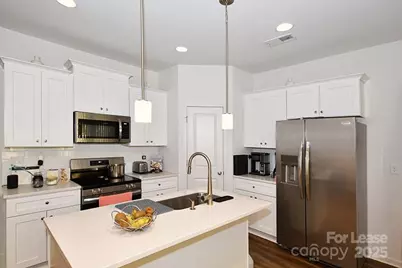 2046 McDonald Drive, Charlotte, NC 28216 - Photo 9