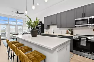 704 W Tremont Ave, Charlotte, NC 28203 - Photo 1
