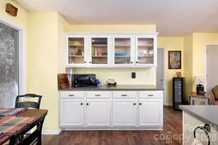 481 Overlook Dr, Mars Hill, NC 28754 - Photo 13