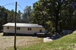 159 Bradley St, Nebo, NC 28761 - Photo 37