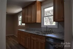 159 Bradley St, Nebo, NC 28761 - Photo 11