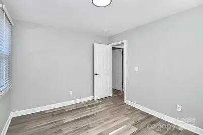 2921 Ravencroft Drive, Charlotte, NC 28208 - Photo 23