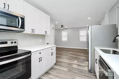 2921 Ravencroft Drive, Charlotte, NC 28208 - Photo 17