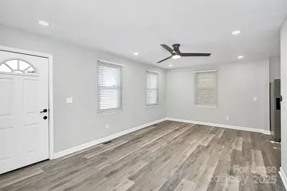 2921 Ravencroft Drive, Charlotte, NC 28208 - Photo 3