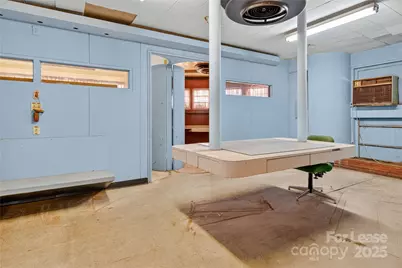 1505 Newton Drive, Statesville, NC 28677 - Photo 3