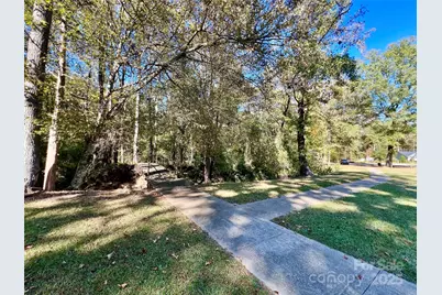 000 Riveroaks Lane, Lancaster, SC 29720 - Photo 9