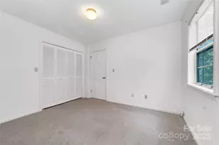 110 Lakeview Ct, Brevard, NC 28712 - Photo 23