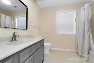 110 Lakeview Ct, Brevard, NC 28712 - Photo 17