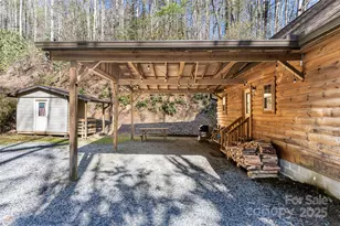 2000 Frozen Creek Rd, Brevard, NC 28712 - Photo 23