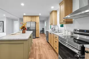 262 Appalachian Wy, Mars Hill, NC 28754 - Photo 5