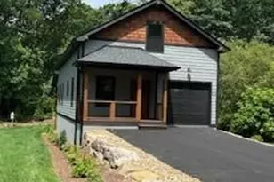 203 2 S Oconeechee Ave, Black Mountain, NC 28711 - Photo 5