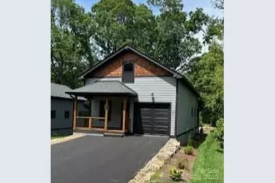 203 2 S Oconeechee Avenue, Black Mountain, NC 28711 - Photo 1