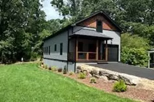 203 2 S Oconeechee Ave, Black Mountain, NC 28711 - Photo 5