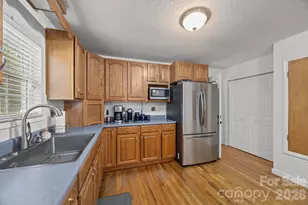 124 Lytle Cove Rd, Swannanoa, NC 28778 - Photo 17
