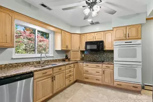 11 Aloha Cir, Candler, NC 28715 - Photo 11