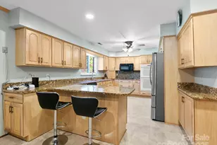 11 Aloha Cir, Candler, NC 28715 - Photo 9