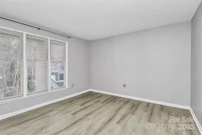 427 W 8th Street, Charlotte, NC 28202 - Photo 21