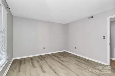 427 W 8th Street, Charlotte, NC 28202 - Photo 31