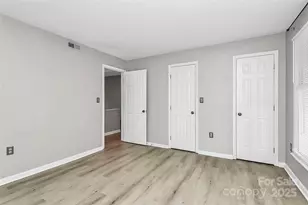 427 W 8th St, Charlotte, NC 28202 - Photo 23