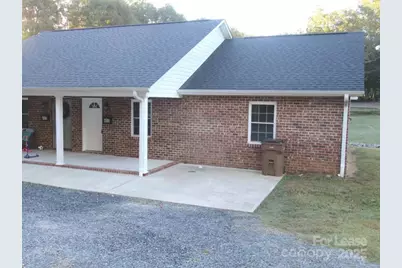 495 S Government Street, Lincolnton, NC 28092 - Photo 3