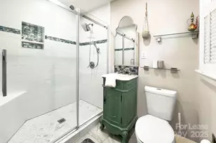 629 Grandin Rd, Charlotte, NC 28208 - Photo 17