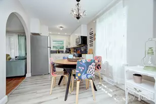 629 Grandin Rd, Charlotte, NC 28208 - Photo 9