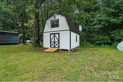3921 Lake Road, Charlotte, NC 28269 - Photo 37