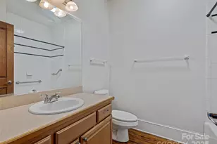 84 W Walnut St, Asheville, NC 28801 - Photo 15