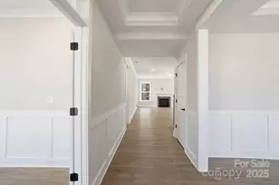 1425 Knob Crk Dr, Gastonia, NC 28054 - Photo 3