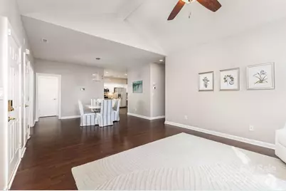 8572 Highland Glen Drive, Charlotte, NC 28269 - Photo 3