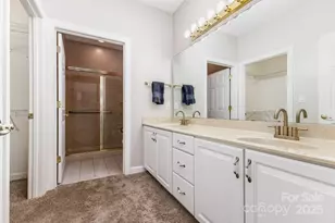 8572 Highland Glen Dr, Charlotte, NC 28269 - Photo 9