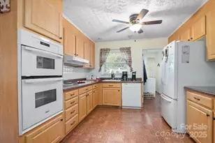 3209 Imperial Dr, Gastonia, NC 28054 - Photo 7