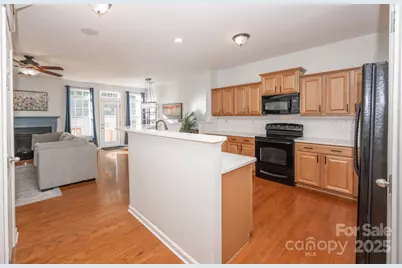 8257 Bridgegate Drive, Huntersville, NC 28078 - Photo 9