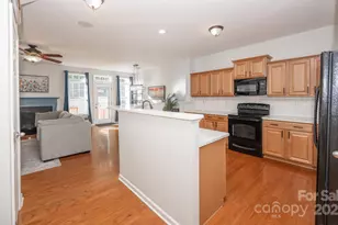 8257 Bridgegate Dr, Huntersville, NC 28078 - Photo 9