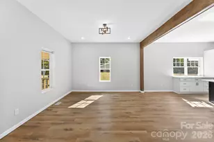 1000 Caldwell St, Statesville, NC 28677 - Photo 11