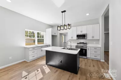 1000 Caldwell Street, Statesville, NC 28677 - Photo 5