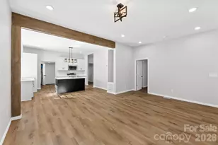 1000 Caldwell St, Statesville, NC 28677 - Photo 1