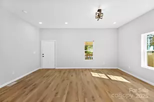 1000 Caldwell St, Statesville, NC 28677 - Photo 13