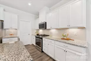 1029 Fairbrae Ln, Indian Trail, NC 28079 - Photo 11