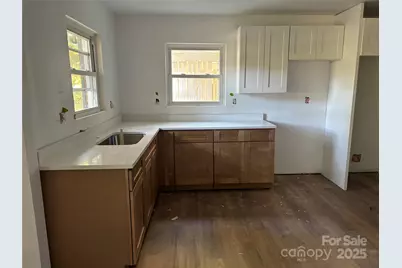 137 Birchwood Drive, Charlotte, NC 28214 - Photo 5