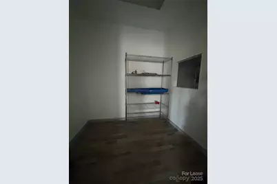 2906 Springs Road NE, Hickory, NC 28601 - Photo 9