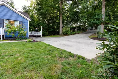 608 Hiawassee Avenue, Black Mountain, NC 28711 - Photo 43