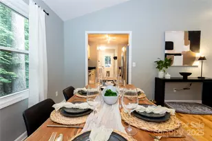 608 Hiawassee Ave, Black Mountain, NC 28711 - Photo 9