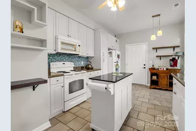 276 Cambridge Drive, Brevard, NC 28712 - Photo 9