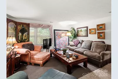 812 Crab Creek Road, Hendersonville, NC 28739 - Photo 9