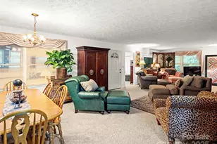 812 Crab Creek Rd, Hendersonville, NC 28739 - Photo 11