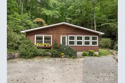 812 Crab Creek Road, Hendersonville, NC 28739 - Photo 5