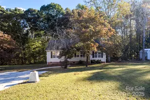 308 Hickory Ln, Salisbury, NC 28147 - Photo 31